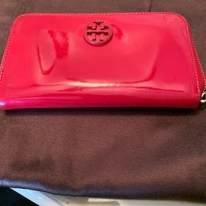 Tory Burch Patent Leather Red Continental Wallet